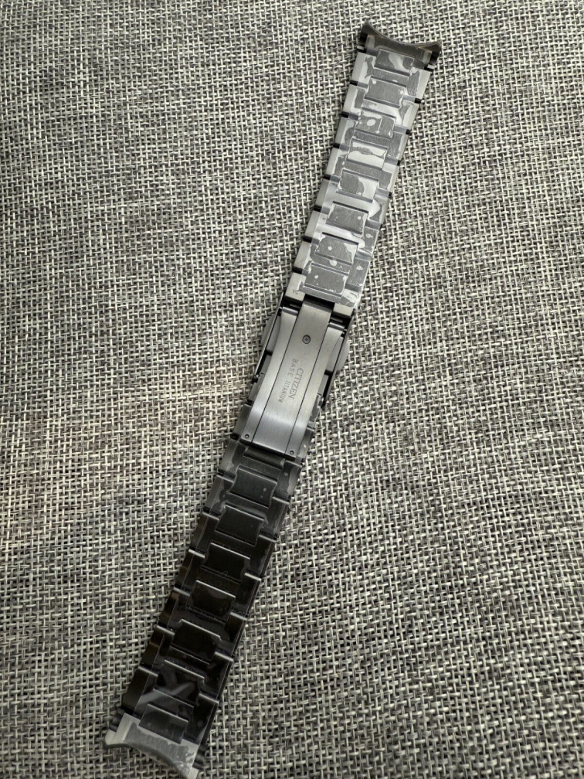Citizen Attesa CC4050 CC4055 CC4056-62W Black Titanium bracelet