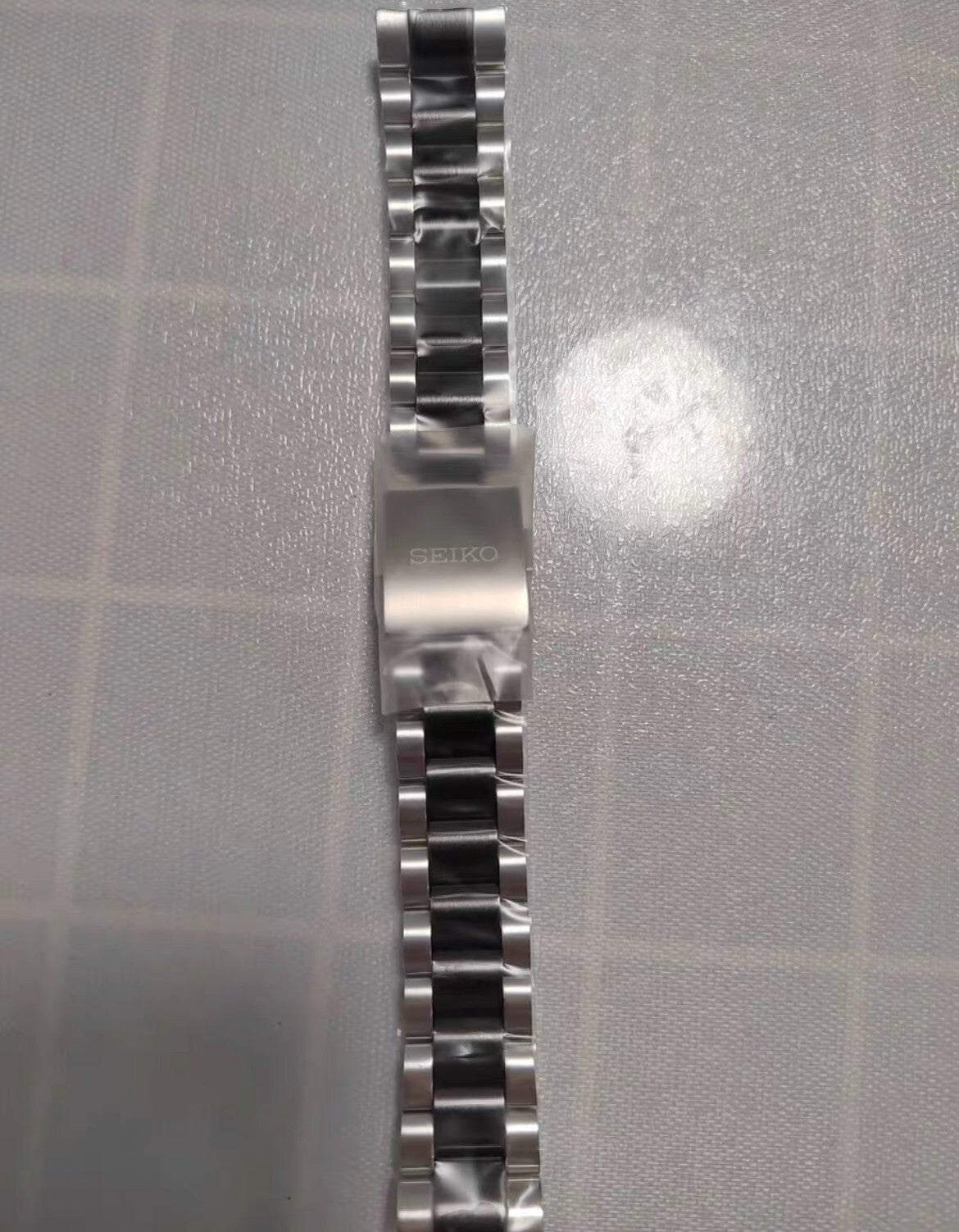 Seiko SSC909 SSC815 SSC913 Middle Black 20mm Bracelet Band M11J113E0 SBDL093