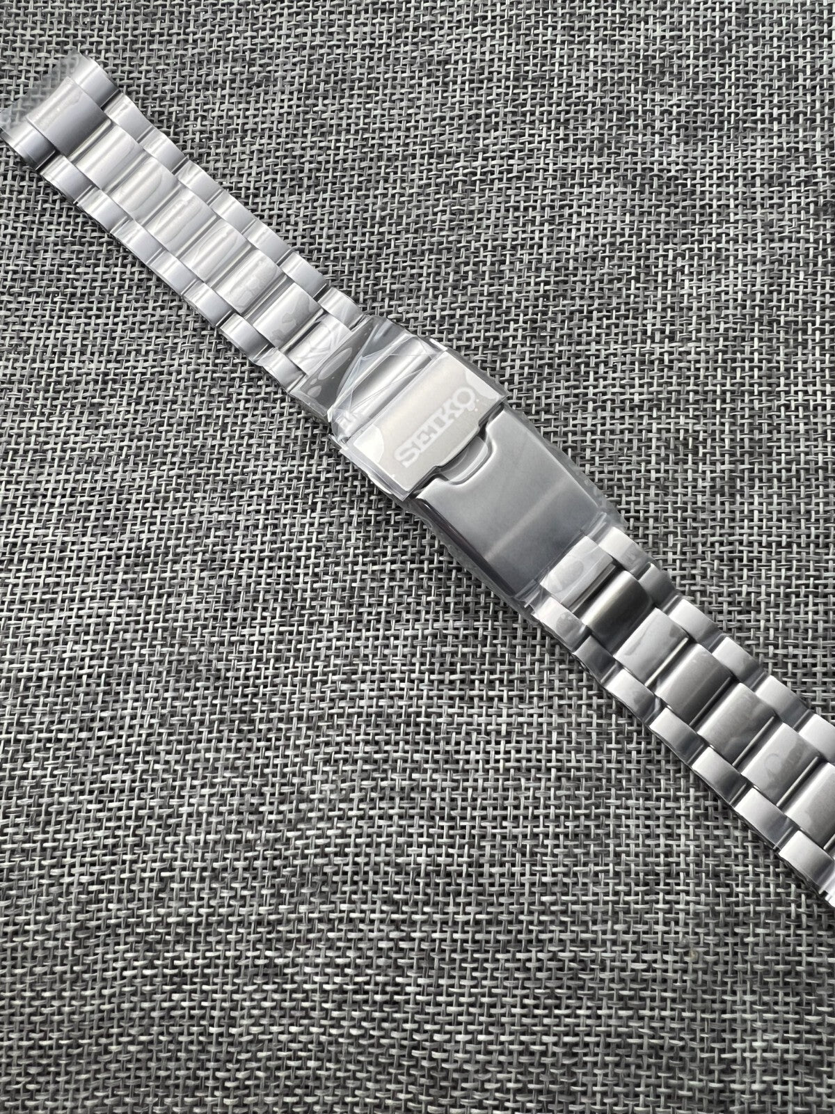 Seiko Prospex 1968 Re-Interpretation GMT SPB381/SPB383 Bracelet Metal band