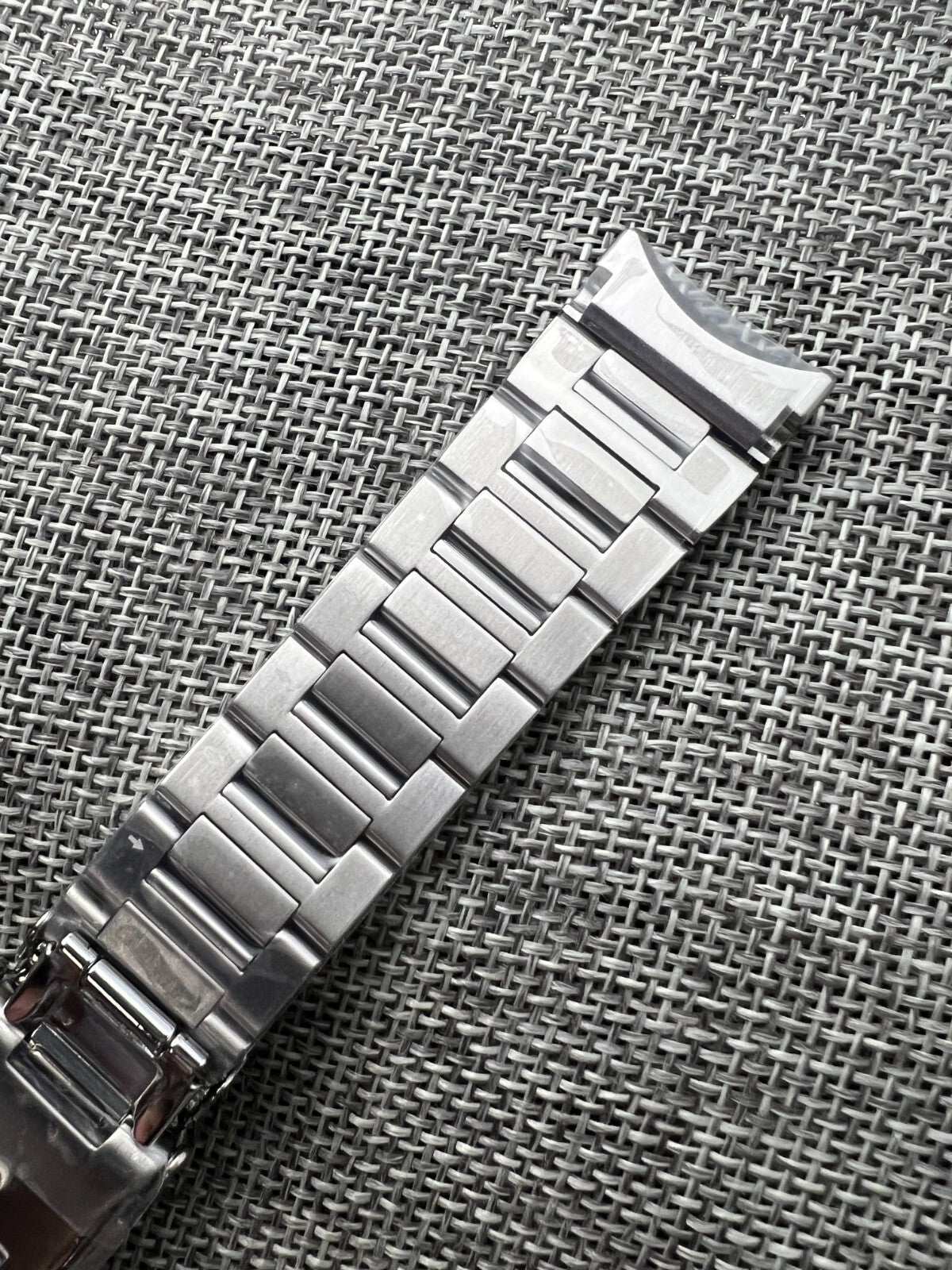 Seiko Prospex 1968 Re-Interpretation GMT SPB381/SPB383 Bracelet Metal band