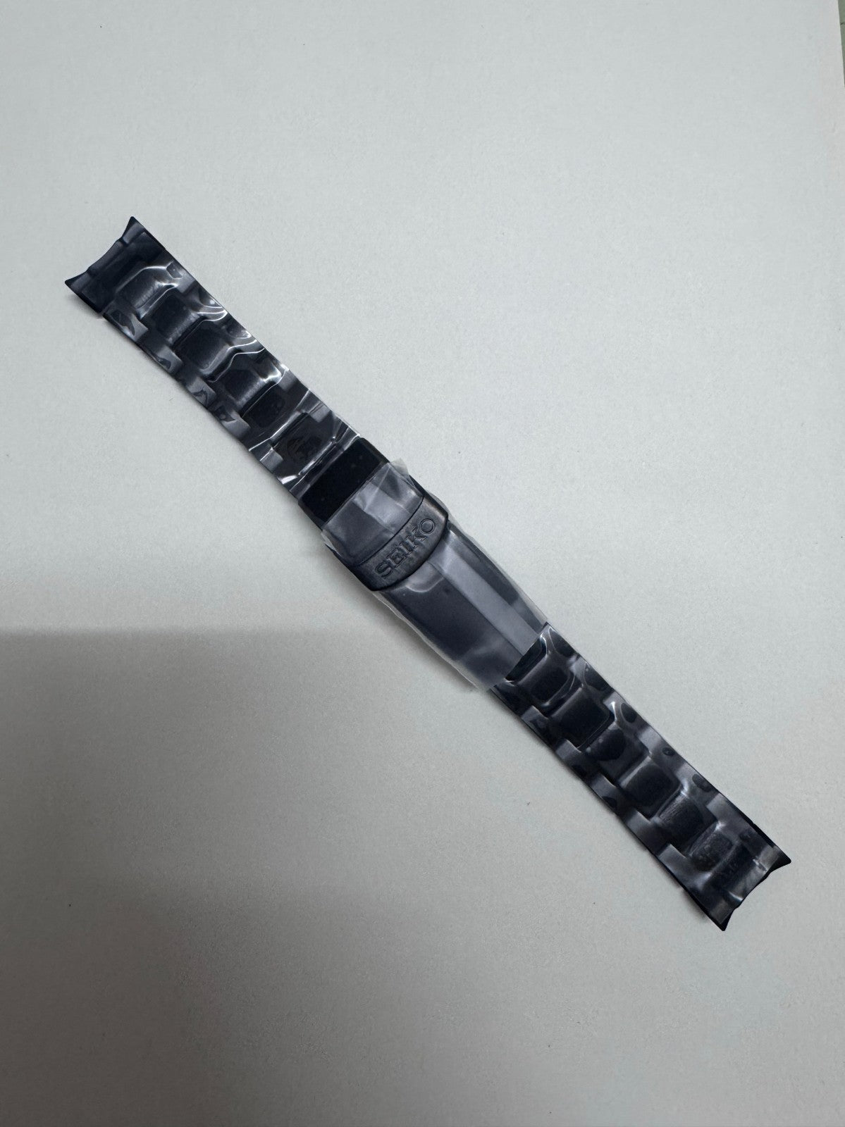 Seiko's Blacked Out SUMO SPB125J1 | SBDC095 LE black bracelet metal band-