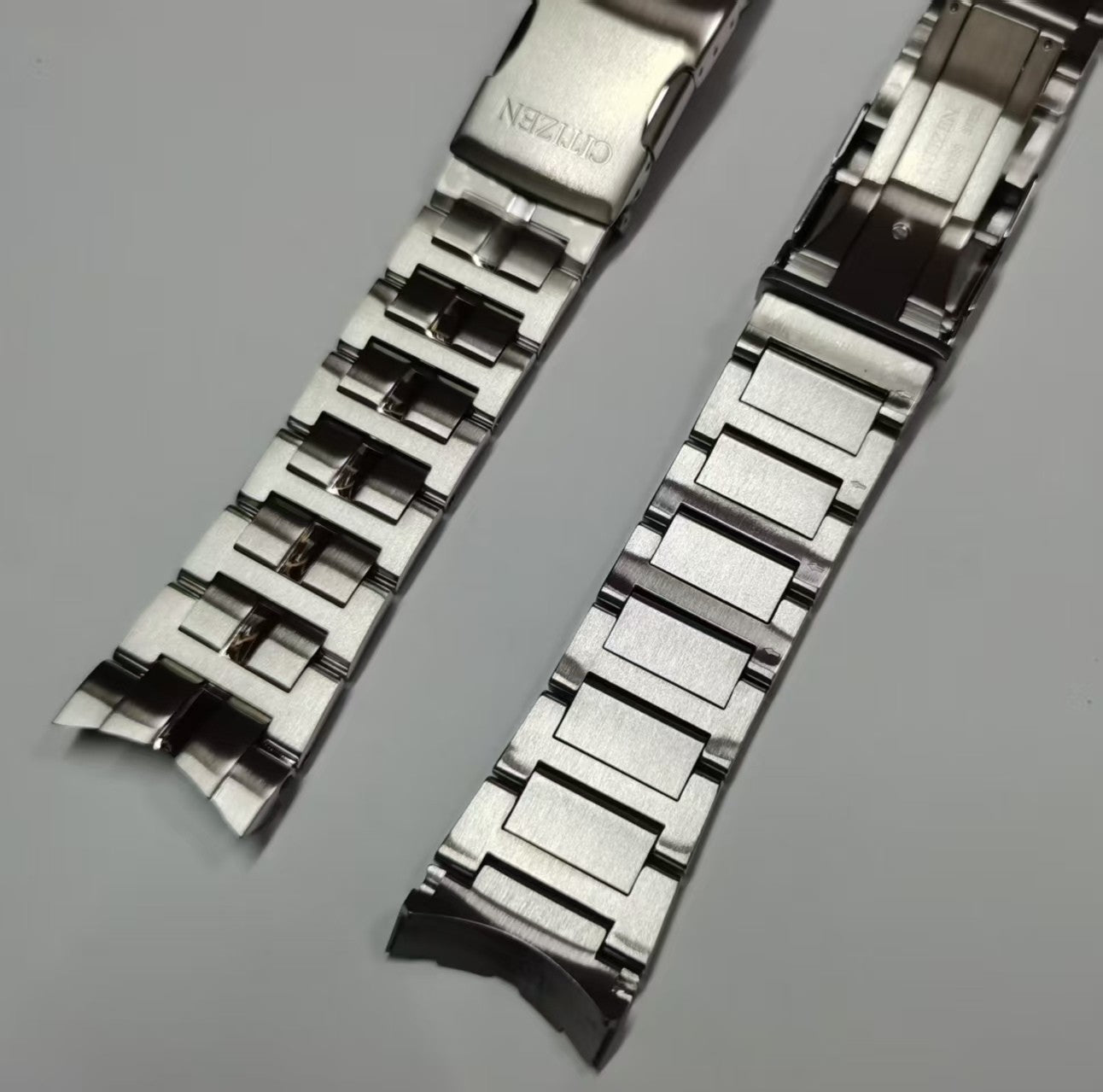 Citizen PCAT Chronograph CB5880-54L bracelet Metal band