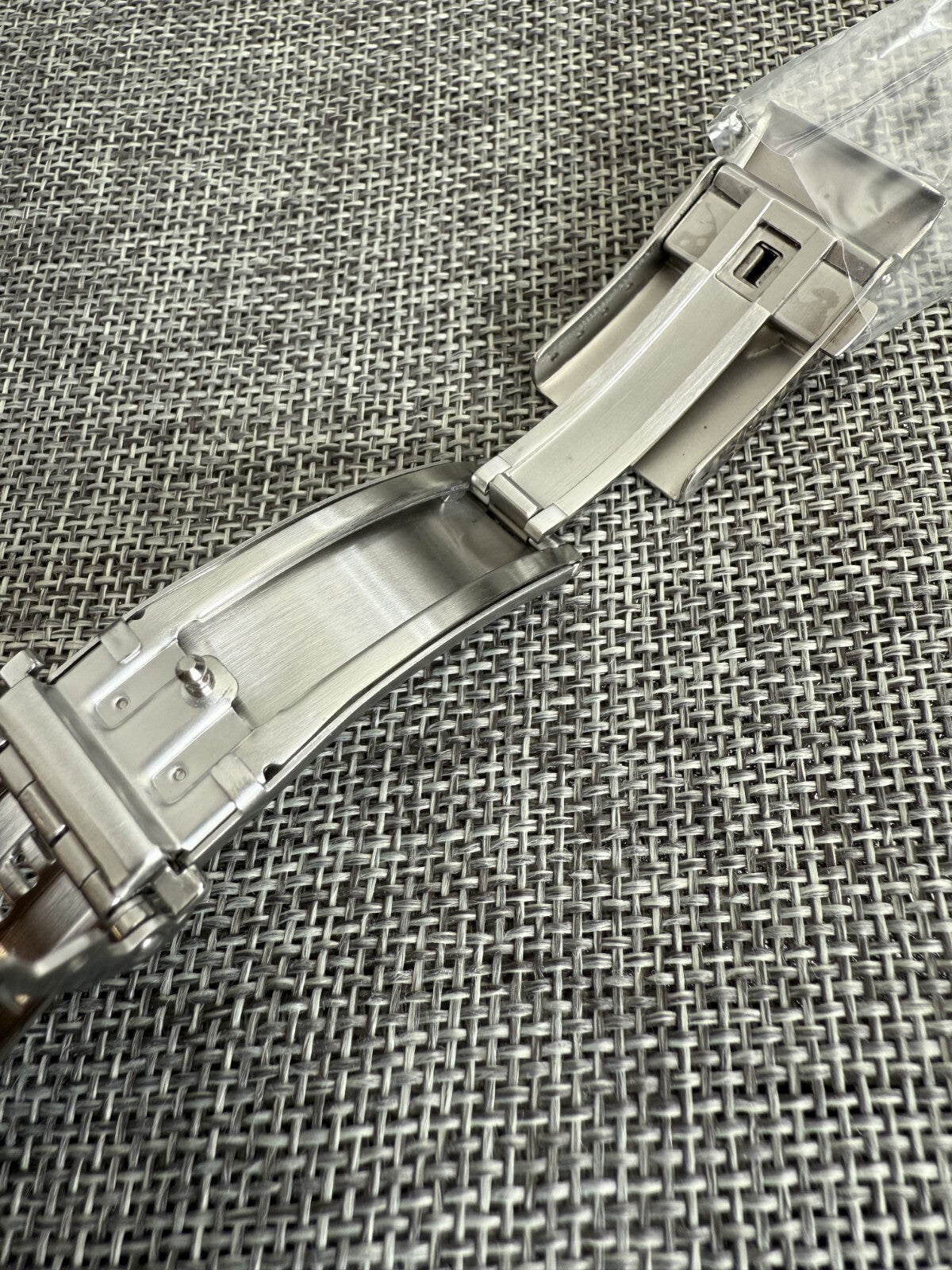 NEW SEIKO original buckle clasp MARINEMASTER SBDX001 SBDX017 18mm D1K6AM-BK00
