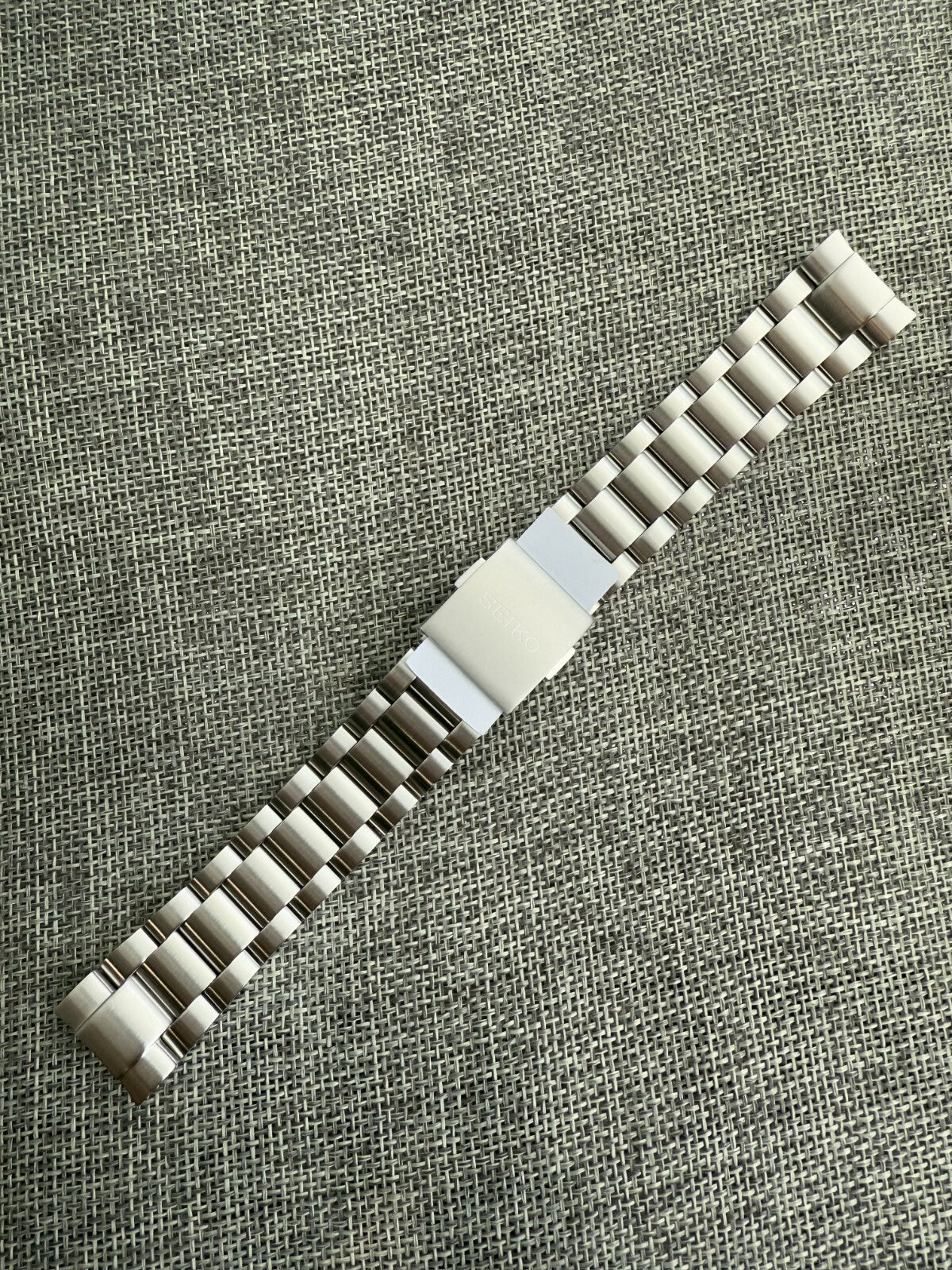 SEIKO PANDA bracelet SSC813 V192-0AF0 SSC815 SSC817 SSC819 M11J113J0 METAL BAND