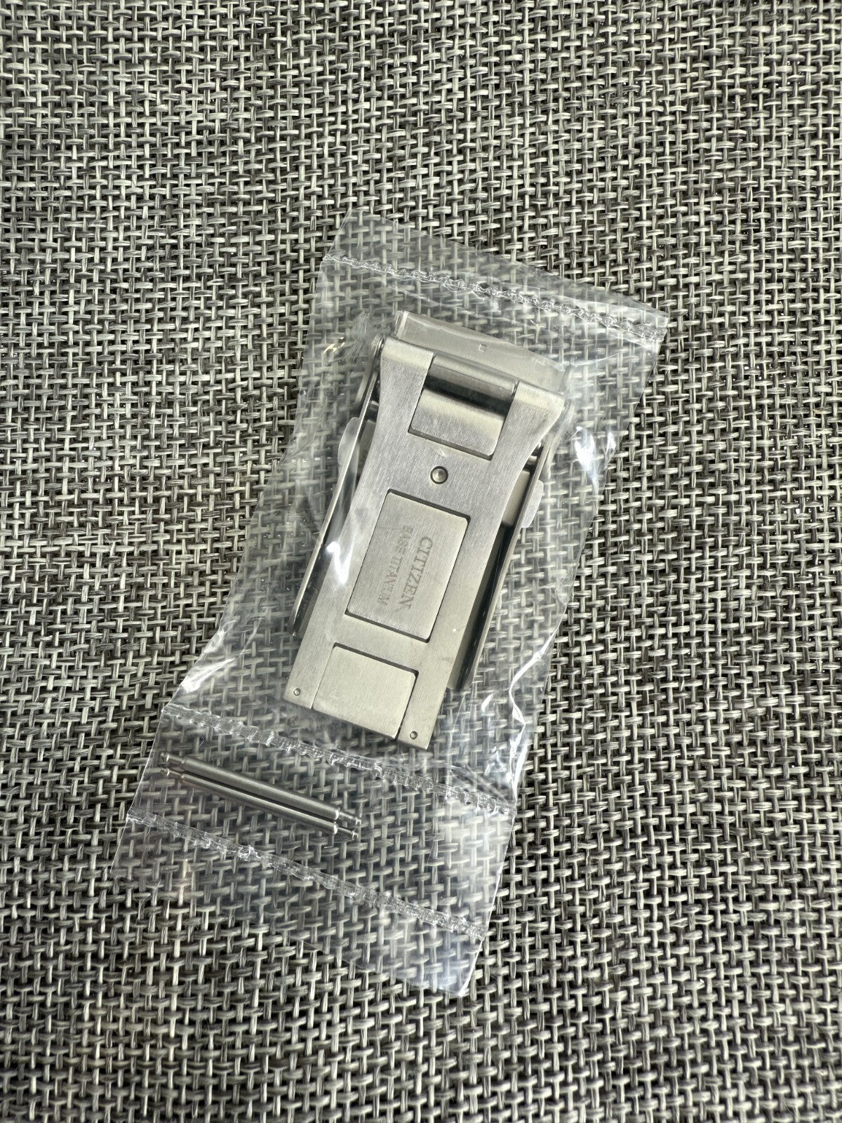 CITIZEN 20mm*20mm base TITANIUM clasp  CB0171