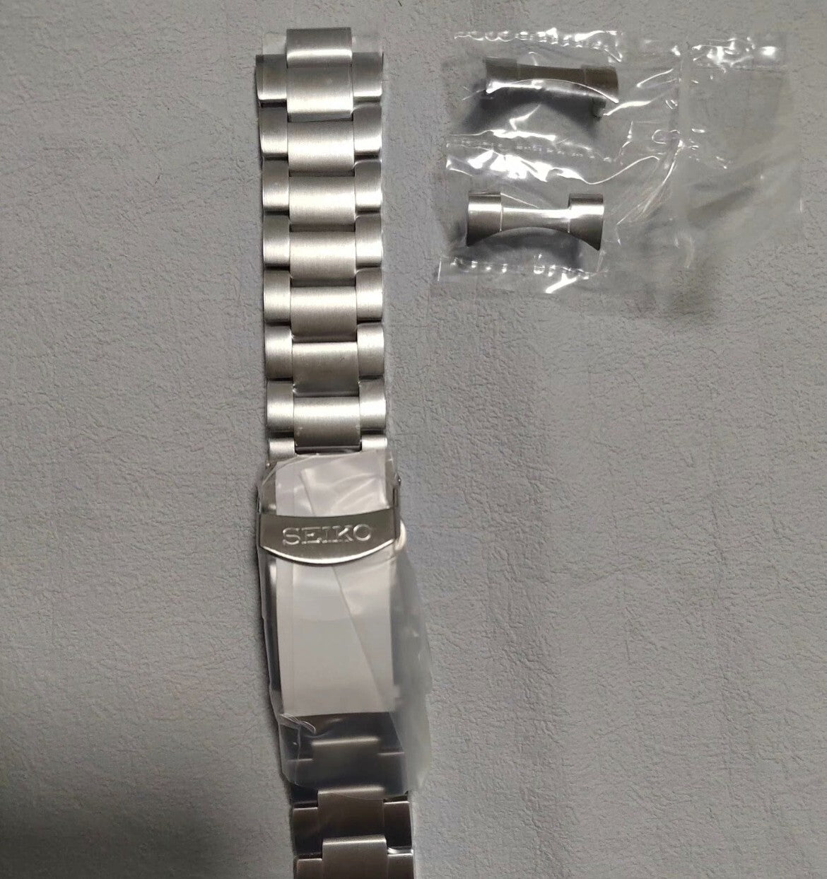 Seiko 5 Sports Day/Date  22MM BRACELET 4R36-07G0 M0KWX13J0 SRPD71-