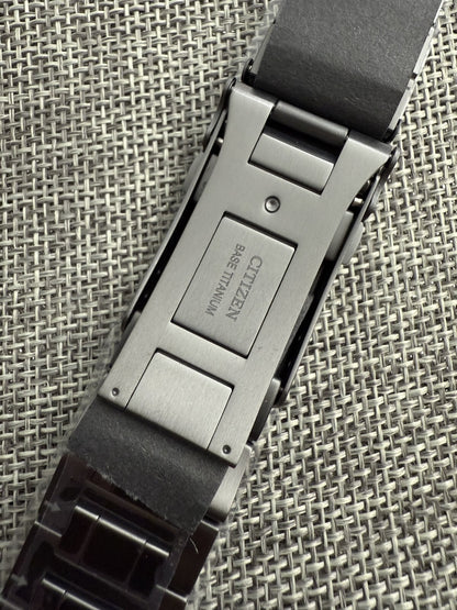 CITIZEN Satellite Wave-GPS Chronograph cc9025-51e CC9030-51E BRACELET-/