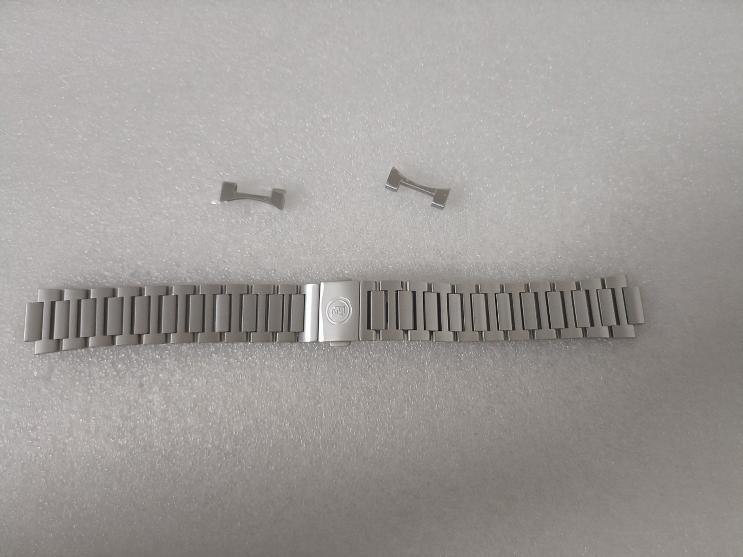 Citizen AR4000‑55A / AR4001 Original Super Titanium Watch Strap
