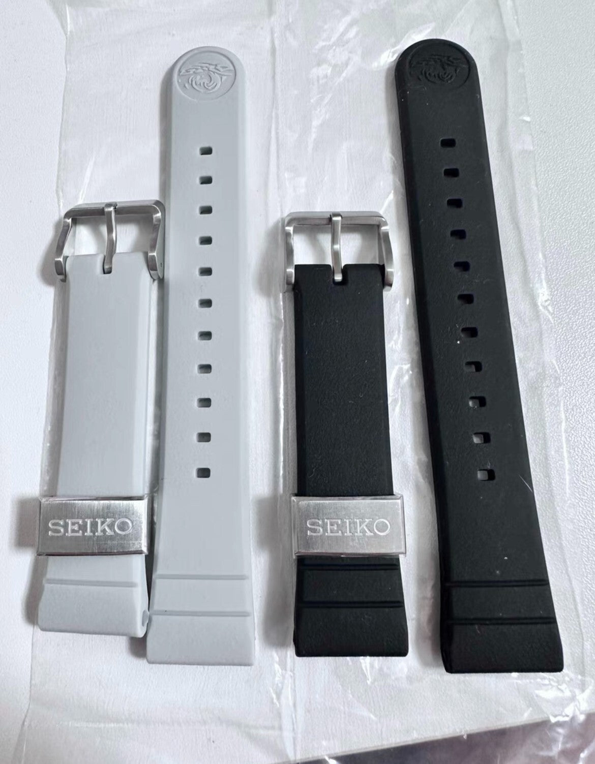 Genuine New SEIKO Prospex 20mm Silicon Band Navy blue White  SBDY117/4R35-04V0-