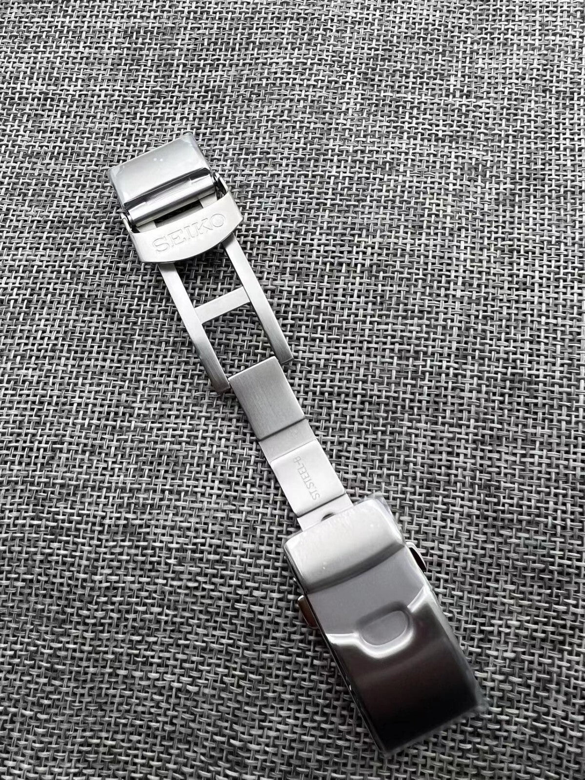SEIKO  Original  Prospex 18mm*18mm  S5C18BC-SDH-D/01 CLASP /BUCKLE SBDC051 053-