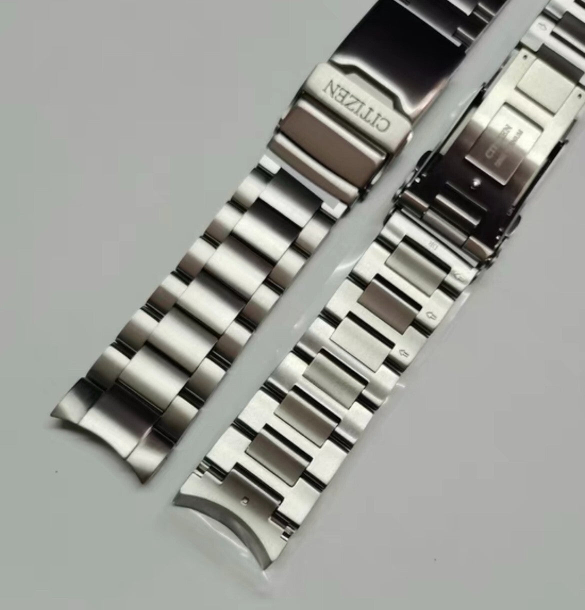 Citizen Land CB5921 S127122 Bracelet metal band