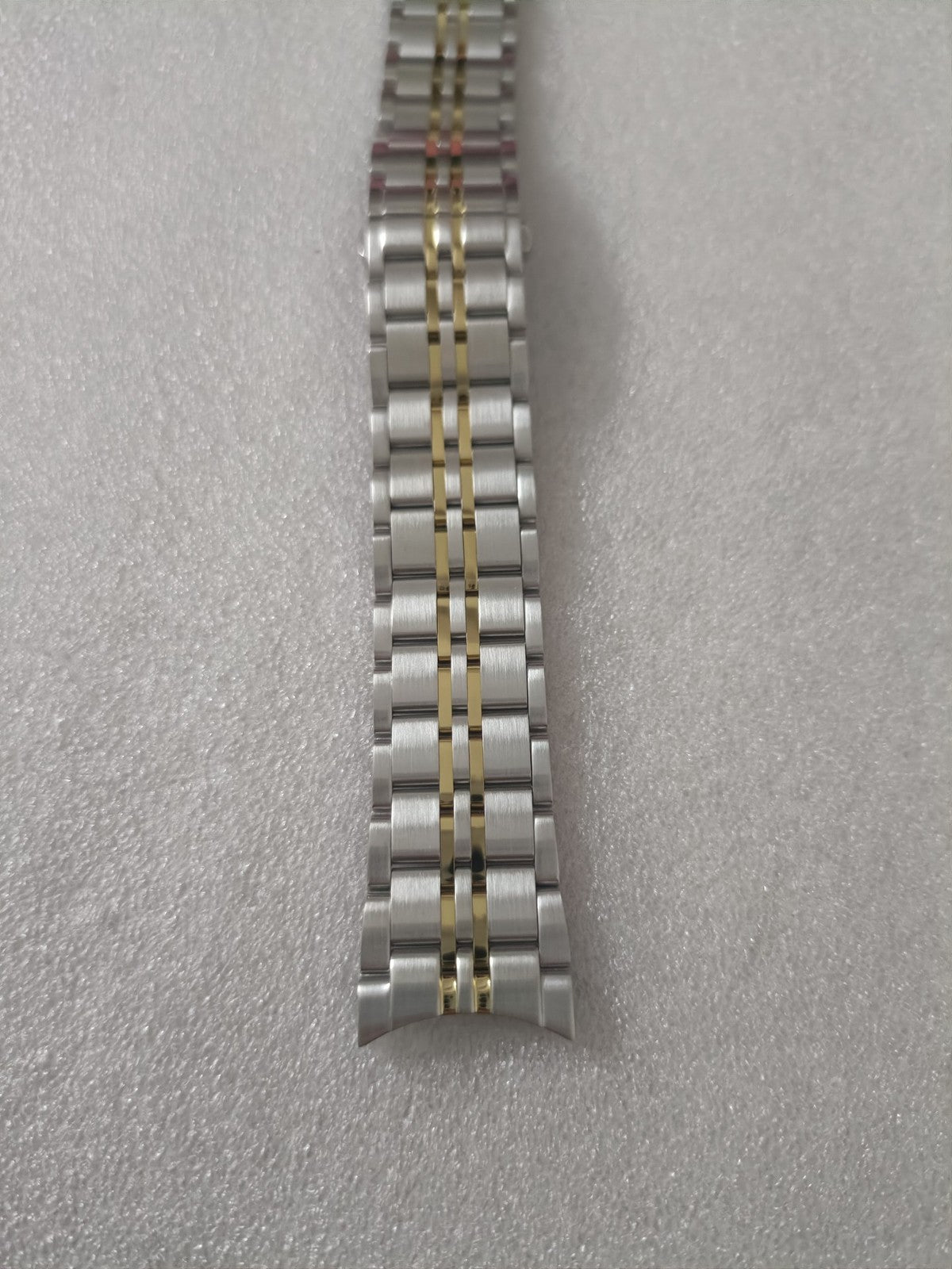 Citizen AR3014‑56A Brand‑New Original Slim Stainless Steel Watch Strap