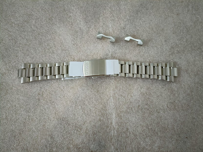 Citizen FB3000‑59C Brand‑New Original Stainless Steel Watch Strap