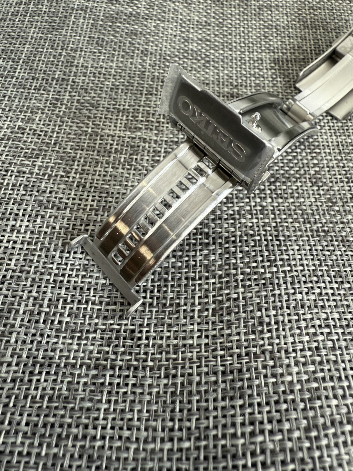NEW SEIKO original buckle clasp MARINEMASTER SBDX001 SBDX017 18mm D1K6AM-BK00-